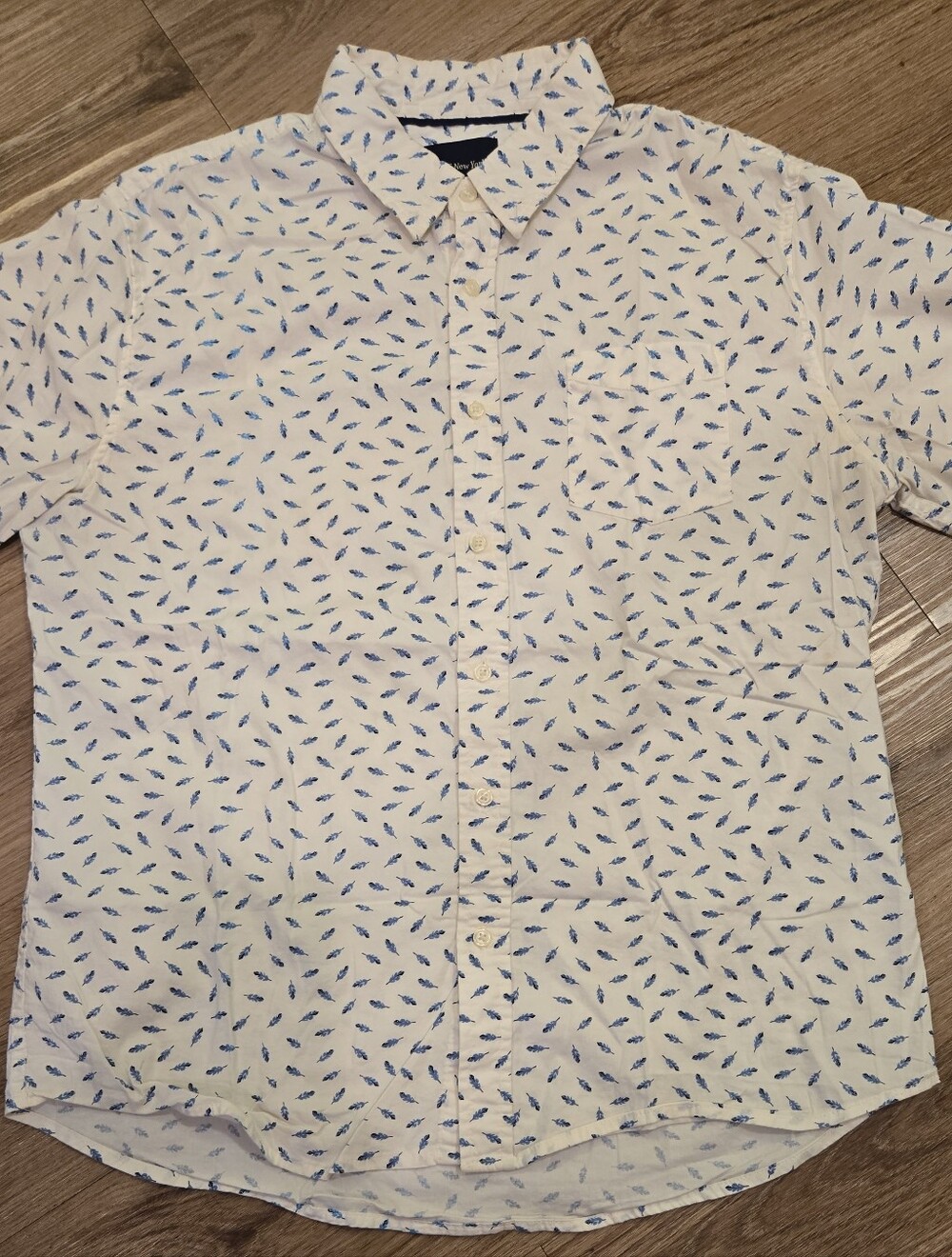 Jachs New York White Short Sleeve Button Up Shirt with Blue Feather Print